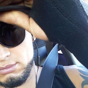 Meet your Posher, Carlos